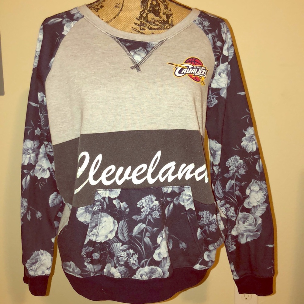 Cleveland Cavaliers Crewneck